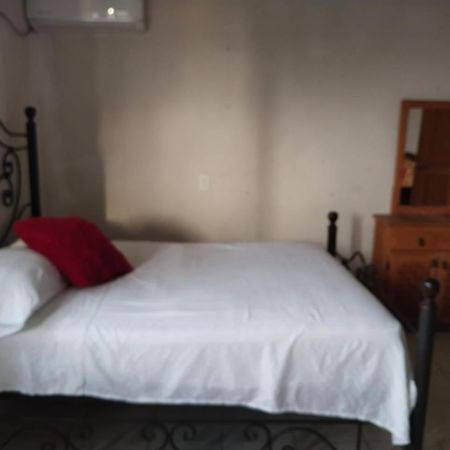 Hotel La Laguna Tequesquitengo Kültér fotó