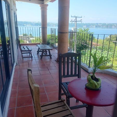 Hotel La Laguna Tequesquitengo Kültér fotó